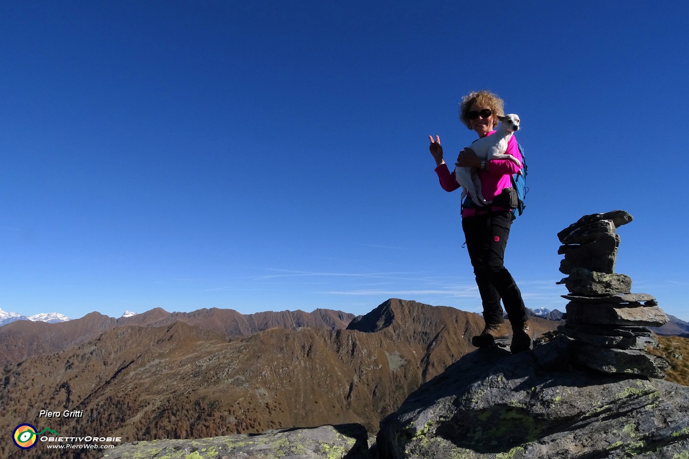 66 In vetta al Monte Tartano (2292 m).JPG -                                